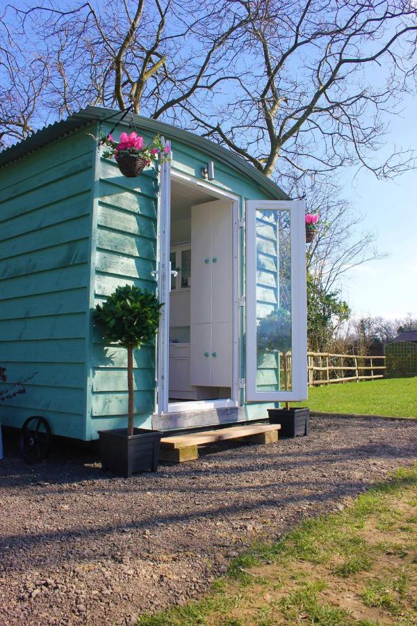 Hopgarden Glamping Luxury Shepherds Huts Wadhurst Exterior foto