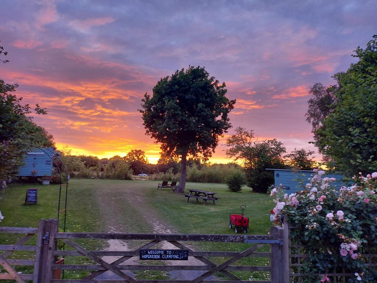 Hopgarden Glamping Luxury Shepherds Huts Wadhurst Exterior foto