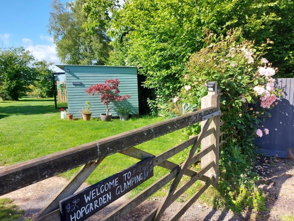 Hopgarden Glamping Luxury Shepherds Huts Wadhurst Exterior foto