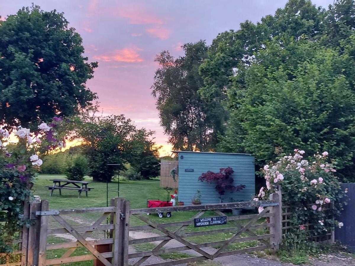 Hopgarden Glamping Luxury Shepherds Huts Wadhurst Exterior foto